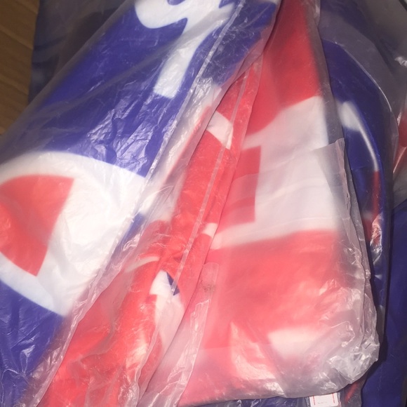 Champion women’s set / T-shirt & pants - Picture 3 of 3